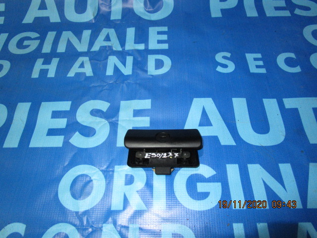 Maner torpedou BMW E90 2005