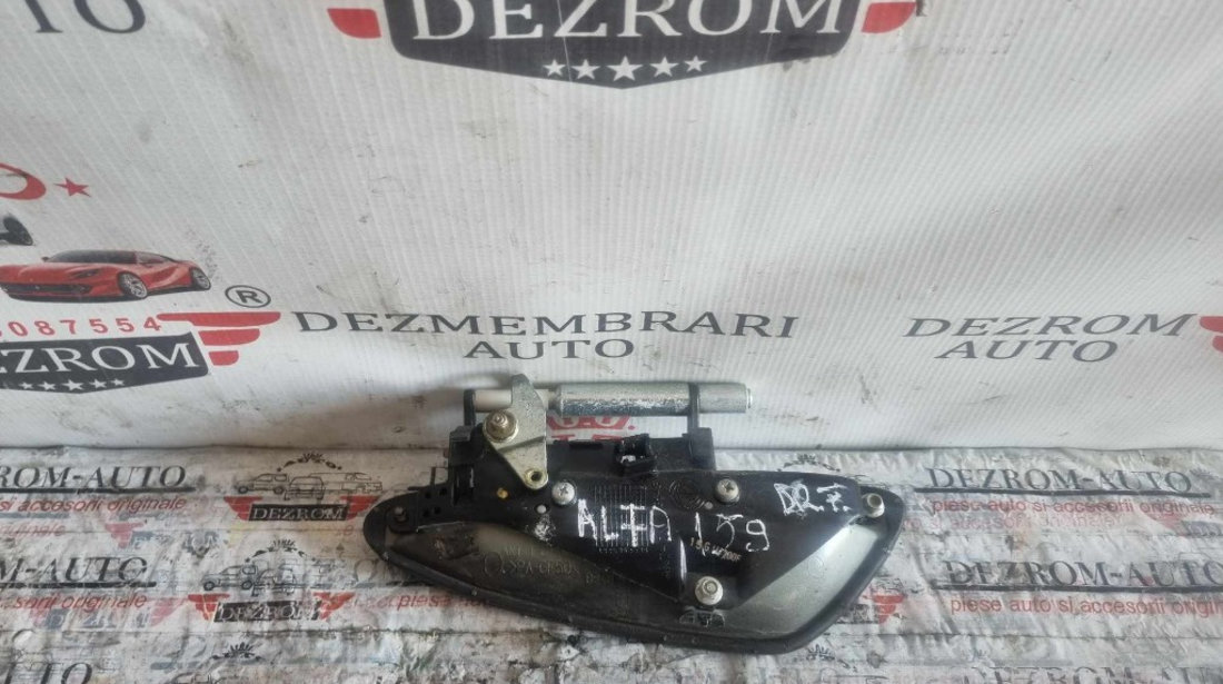 Maner usa dreapta fata Alfa Romeo 159