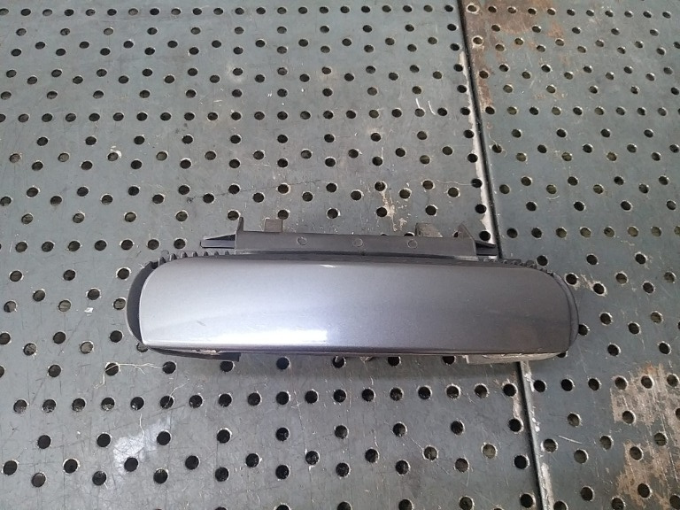 Maner usa dreapta fata audi a3 8p 4b0839885