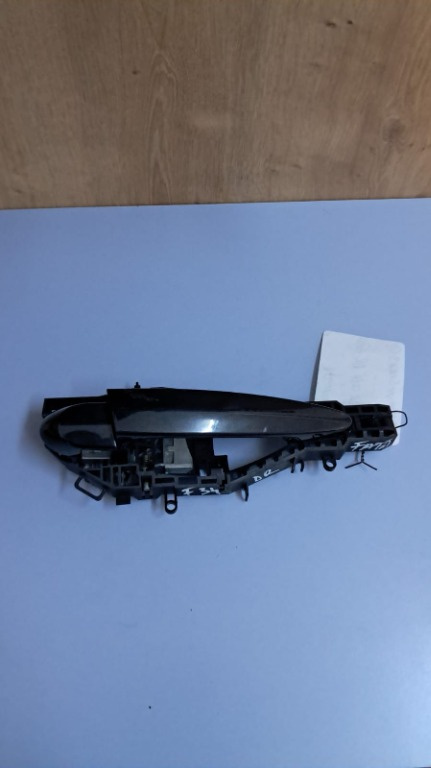 Maner usa dreapta fata BMW Seria 3 F34 an fabricatie 2014