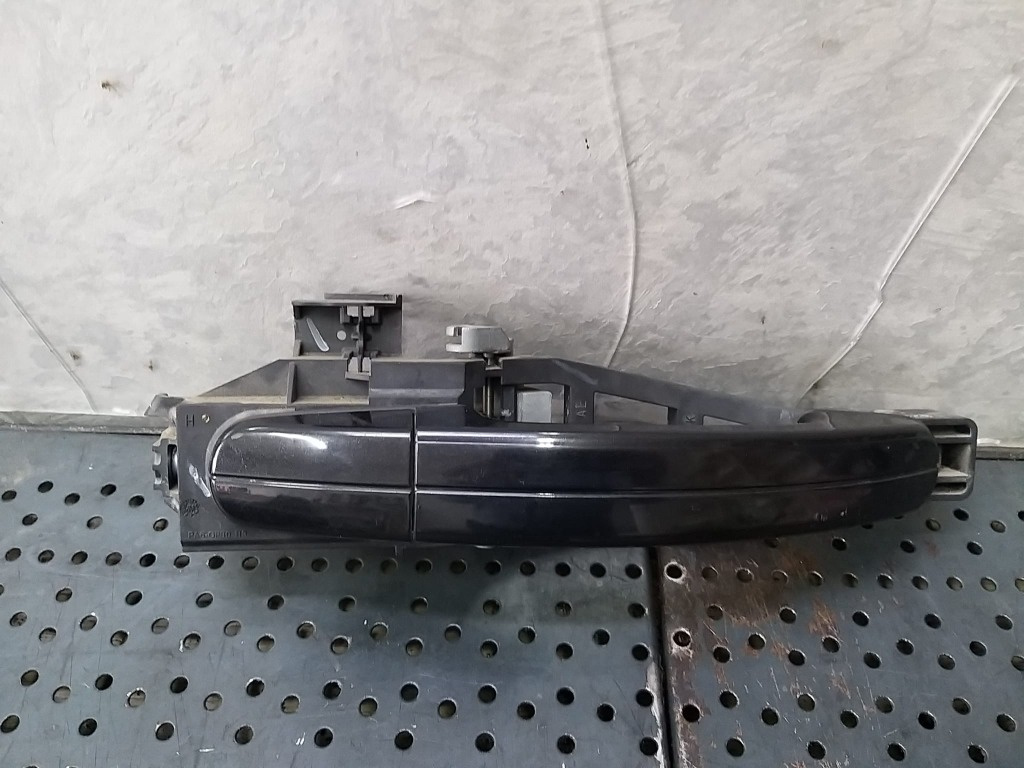 Maner usa dreapta fata ford c max 3m51r224a36
