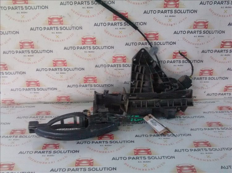 Maner usa dreapta fata FORD FOCUS 2 an fabr.2006