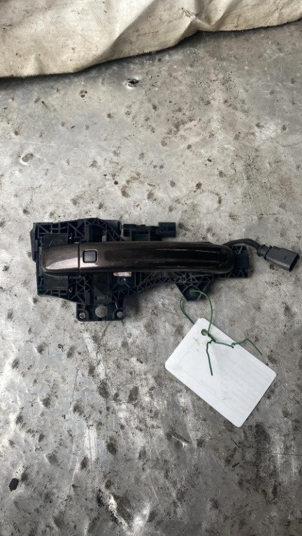 Maner usa dreapta fata keyless Audi Q7 4L an 2014