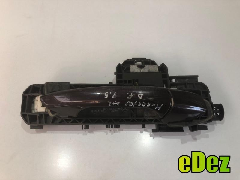 Maner usa dreapta fata Mercedes E-Class (2009->) [W212] a2127600434