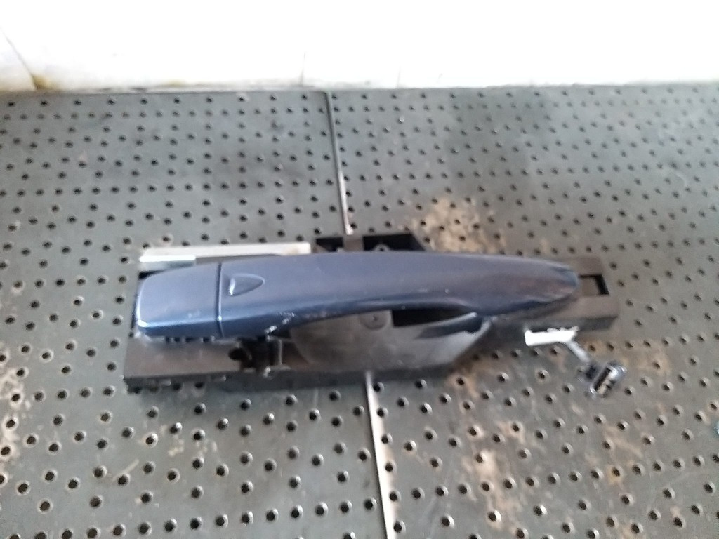 Maner usa dreapta fata renault kadjar ha hl 806060294r 806068605r