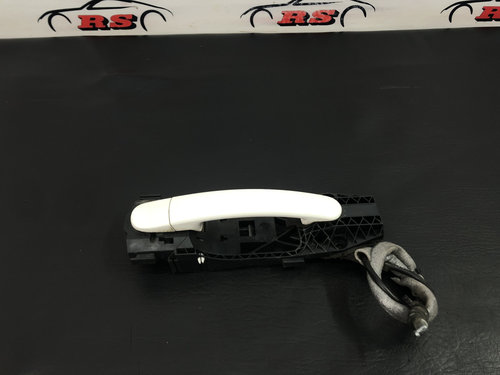 Maner usa dreapta fata SEAT Ibiza ST 1.6 TDI Manual, 90cp sedan 2011 (5N0839885H)