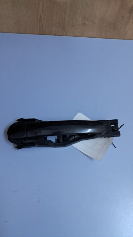 Maner usa dreapta fata Skoda Octavia 2 an fabricatie 2008 cod 6Y0837886