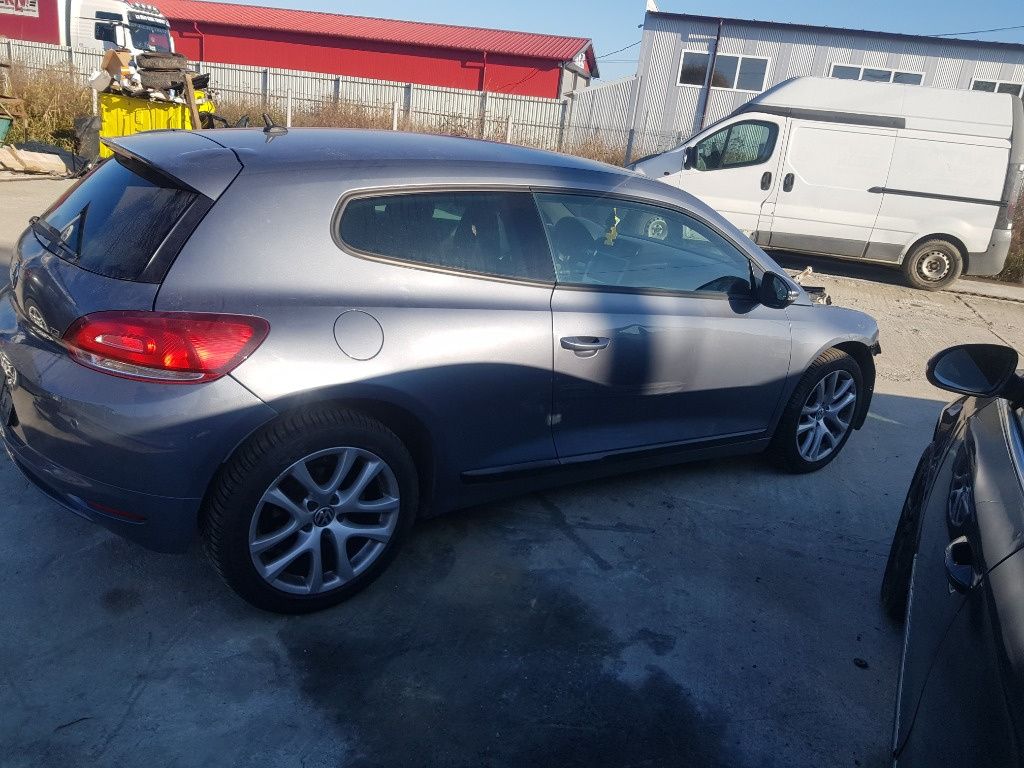 Maner usa dreapta fata Volkswagen Scirocco 2010 coupe 1.4 tsi