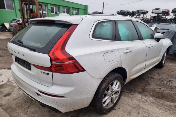 Maner usa dreapta fata Volvo XC60 2017 suv 2.0 benzina plug-in hybrid