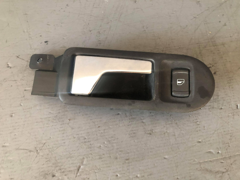 Maner usa dreapta fata vw golf 4 3b1837114m 3b1837114