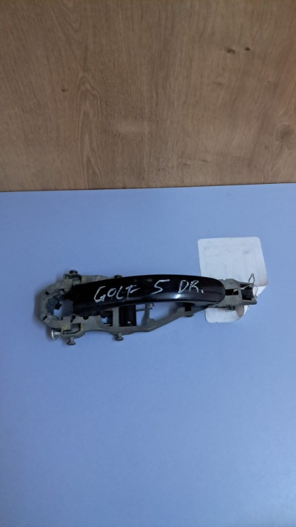 Maner usa dreapta fata Vw Golf 5 combi an 2008 cod 1K0637886A / 1K0637885A