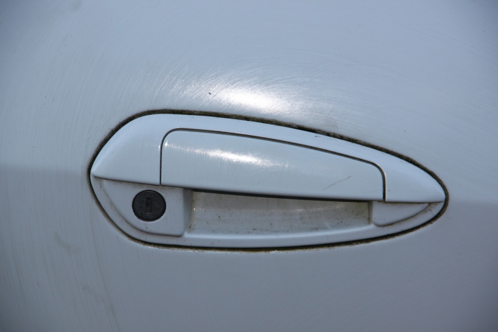 Maner usa dreapta Fiat Grande Punto in 2 usi model 2009