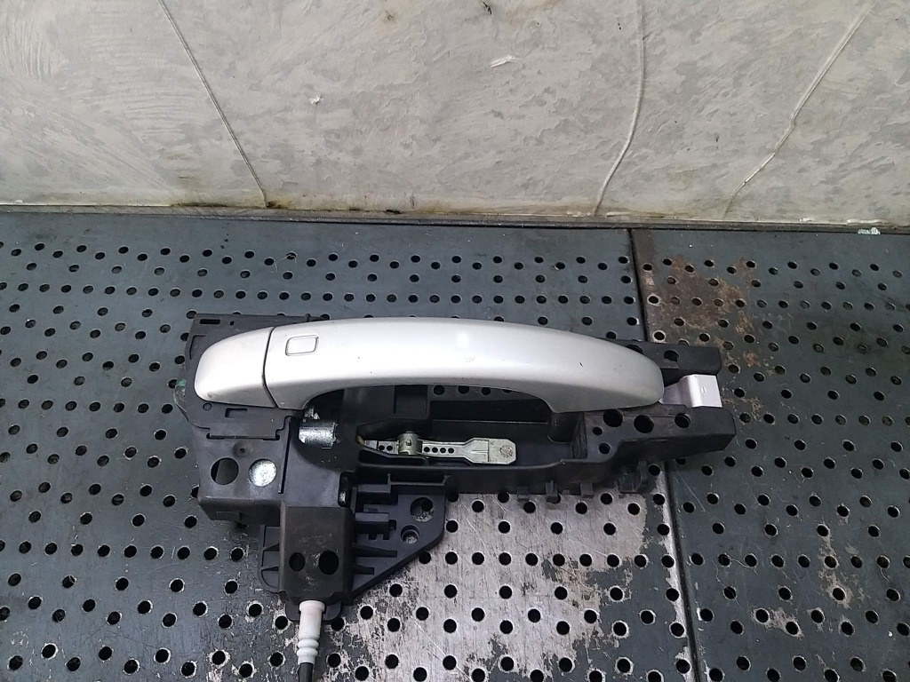 Maner usa dreapta spate audi a4 b8 8k 8t02837886
