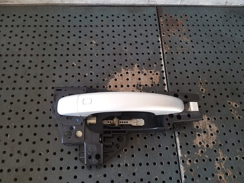 Maner usa dreapta spate audi q5 8r 8t02837886