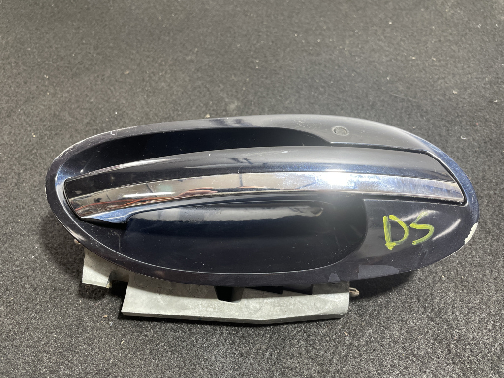 Maner usa dreapta spate BMW 730 d E65 sedan 2008 (cod intern: 230013)