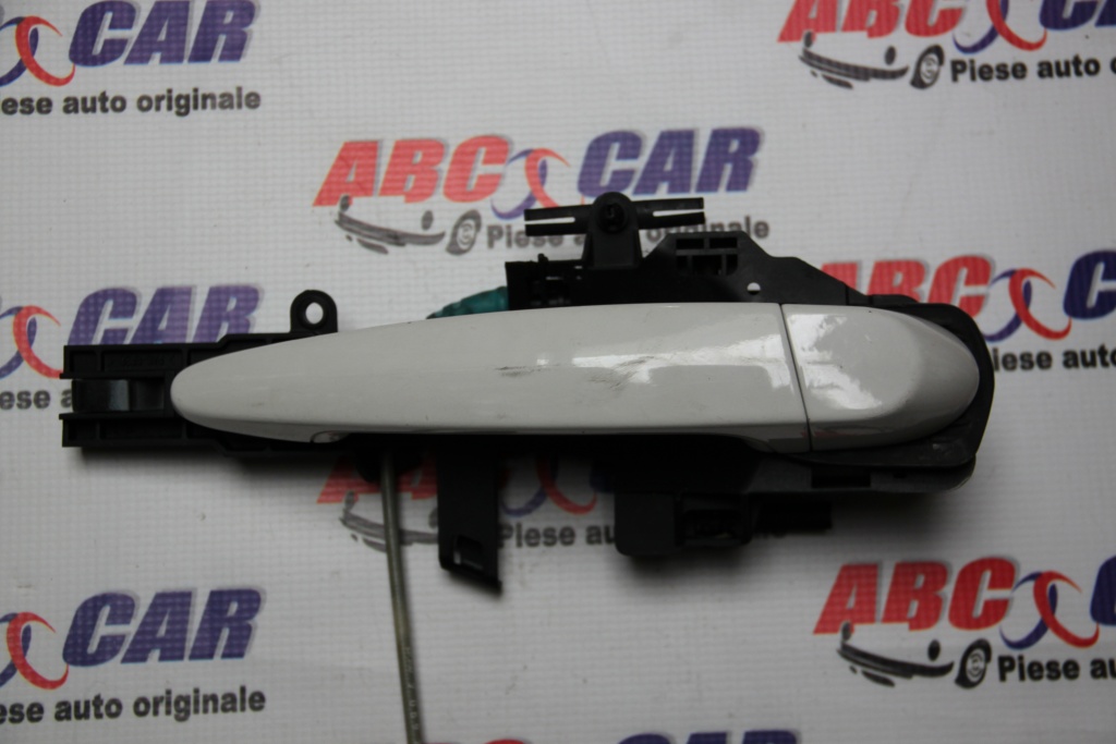 Maner usa dreapta spate BMW Seria 1 E87 model 2008
