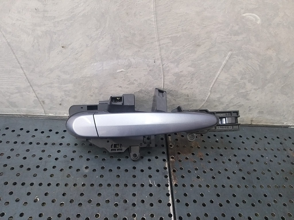Maner usa dreapta spate bmw seria 1 e87