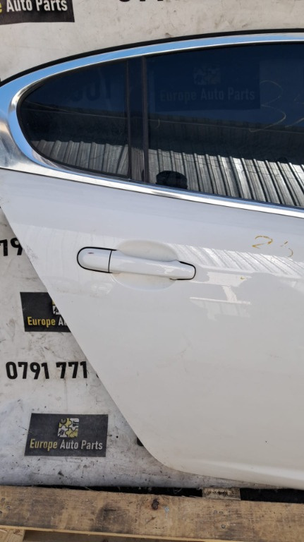 Maner usa dreapta spate Jaguar XF an 201