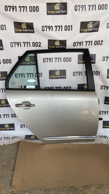 Maner usa dreapta spate Kia Carens 2 2.0 CRDI cod motor D4EA an 2009