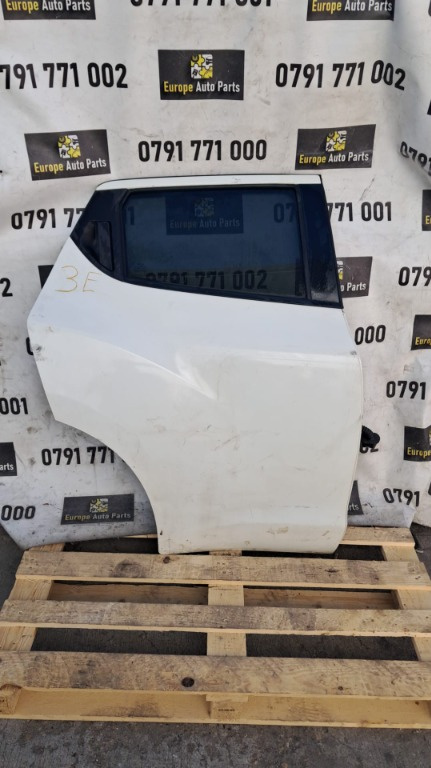 Maner usa dreapta spate Nissan Juke an 2011