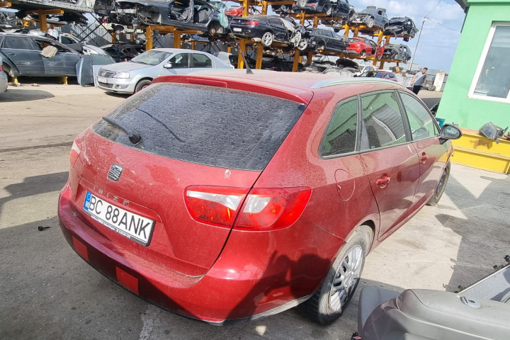 Maner usa dreapta spate Seat Ibiza 4 2011 break 1.6