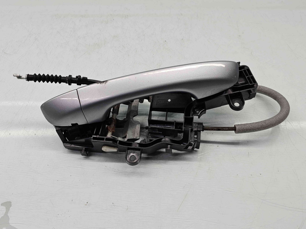 Maner usa dreapta spate Volkswagen Passat B8 (3G2) [Fabr 2015-prezent] LB7S