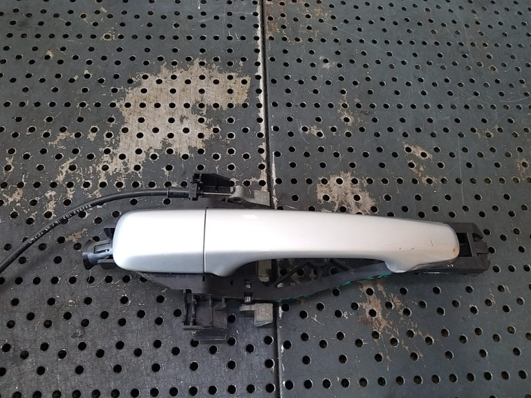 Maner usa dreapta spate volvo v50 s40 30663866