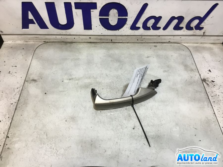 Maner Usa Exterior Dreapta Fata Mercedes-Benz C-CLASS W204 2007