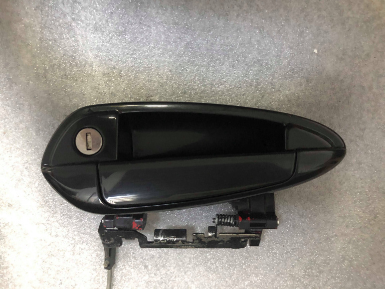 Maner usa exterior stanga fata opel corsa d