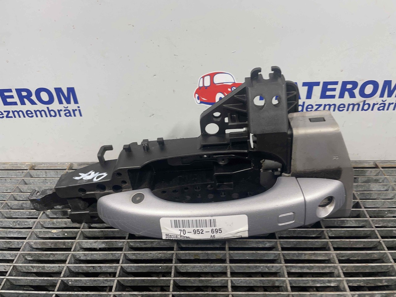 MANER USA FATA DREAPTA AUDI A6 A6 - - (2015 2018)