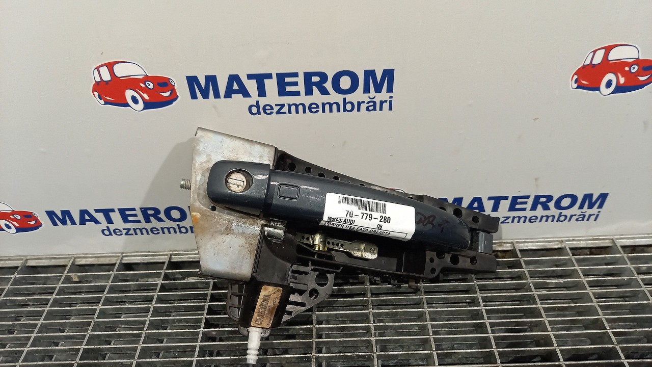 MANER USA FATA DREAPTA AUDI Q5 - - (2008 2013)