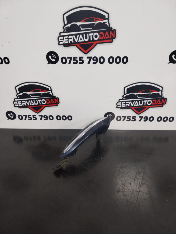 Maner usa fata dreapta BMW Seria 5 (2010-2017) [F10] 2.0 Motorina 2012
