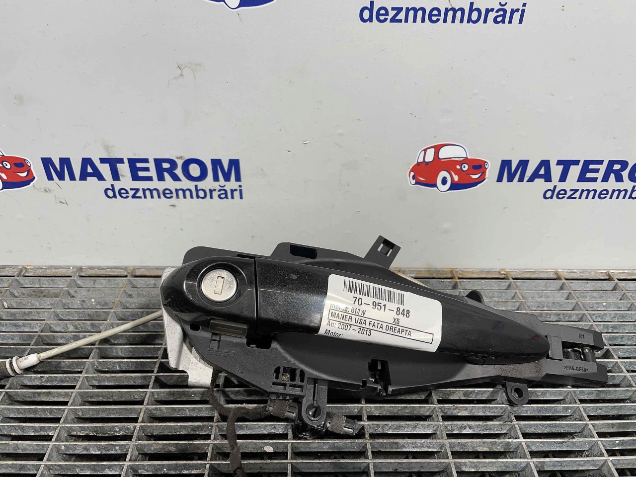 MANER USA FATA DREAPTA BMW X5 - - (2007 2013)