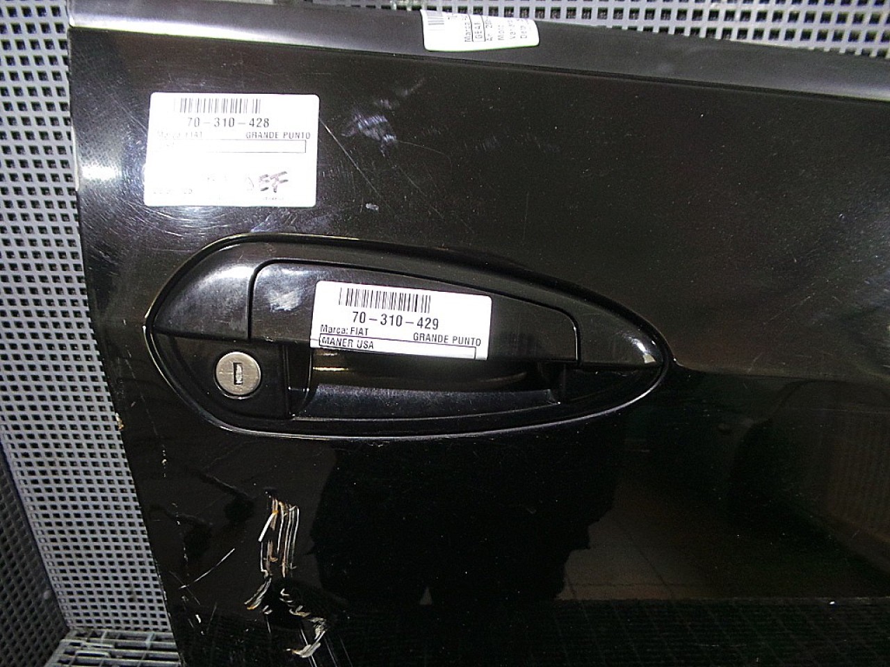 MANER USA FATA DREAPTA FIAT GRANDE PUNTO - - (2005 2009)