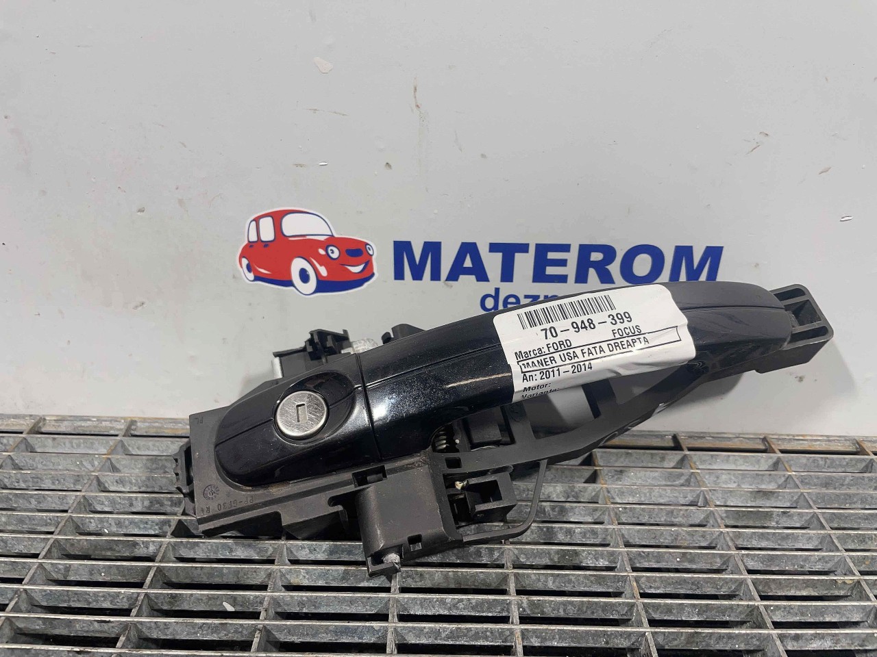 MANER USA FATA DREAPTA FORD FOCUS - - (2011 2014)