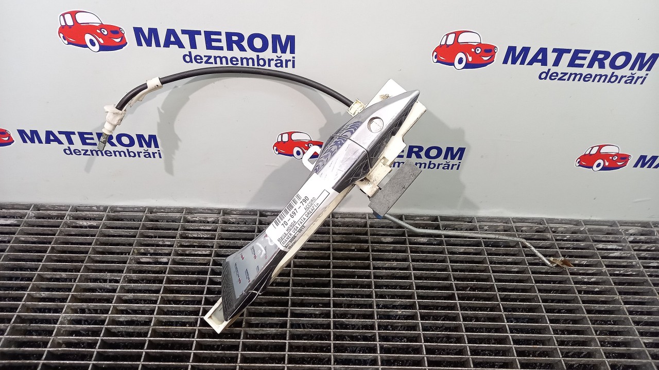 MANER USA FATA DREAPTA HONDA ACCORD - - (2008 2012)