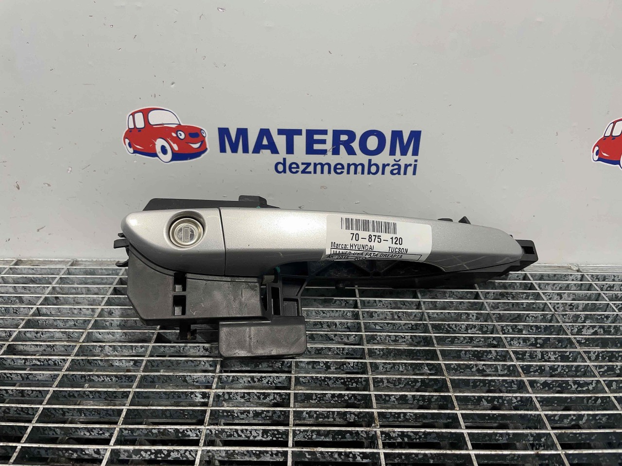 MANER USA FATA DREAPTA HYUNDAI TUCSON - - (2015 2019)