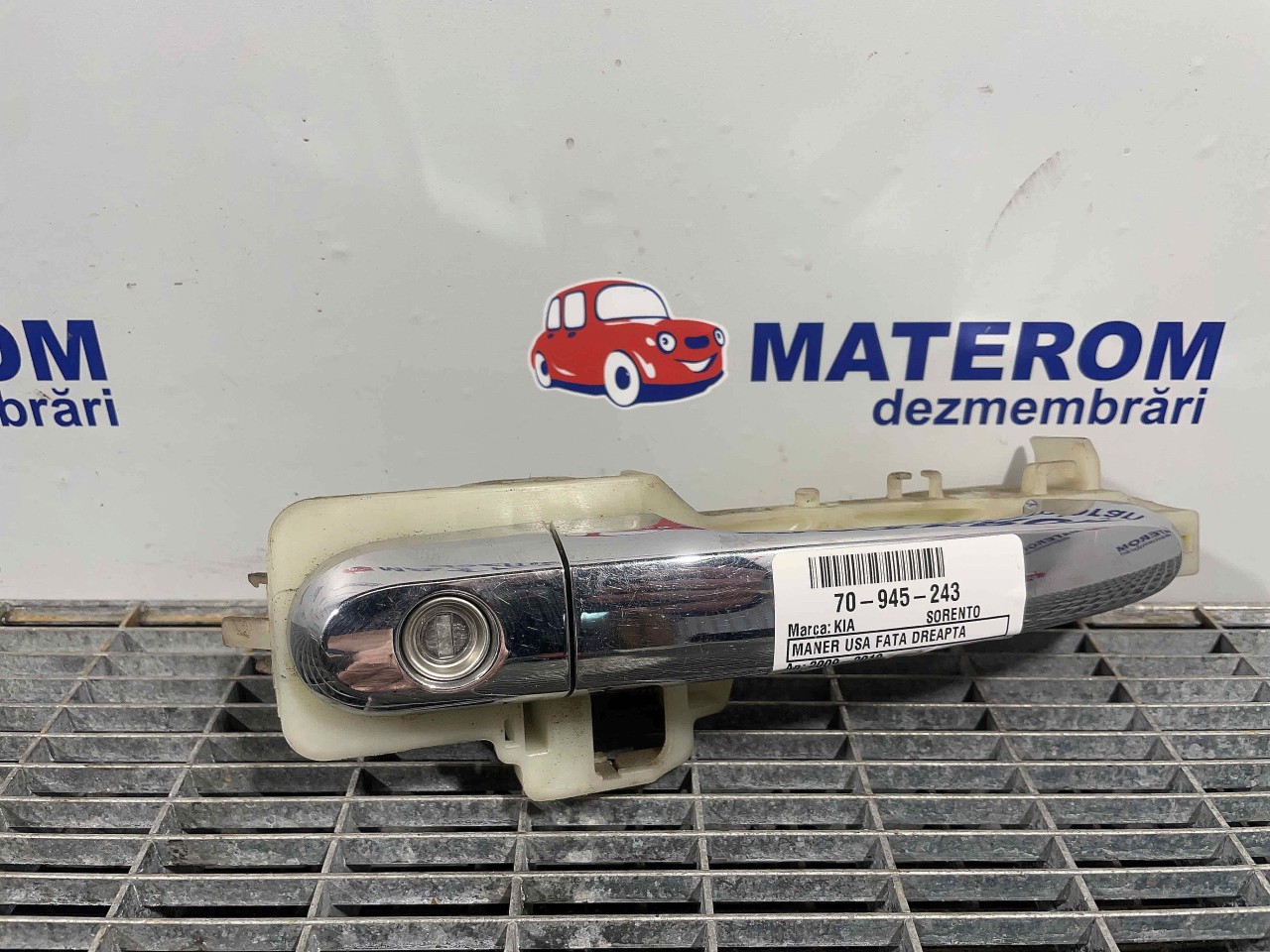 MANER USA FATA DREAPTA KIA SORENTO SORENTO - - (2009 2012)