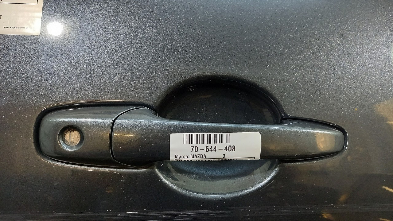 MANER USA FATA DREAPTA MAZDA 3 - - (2003 2009)