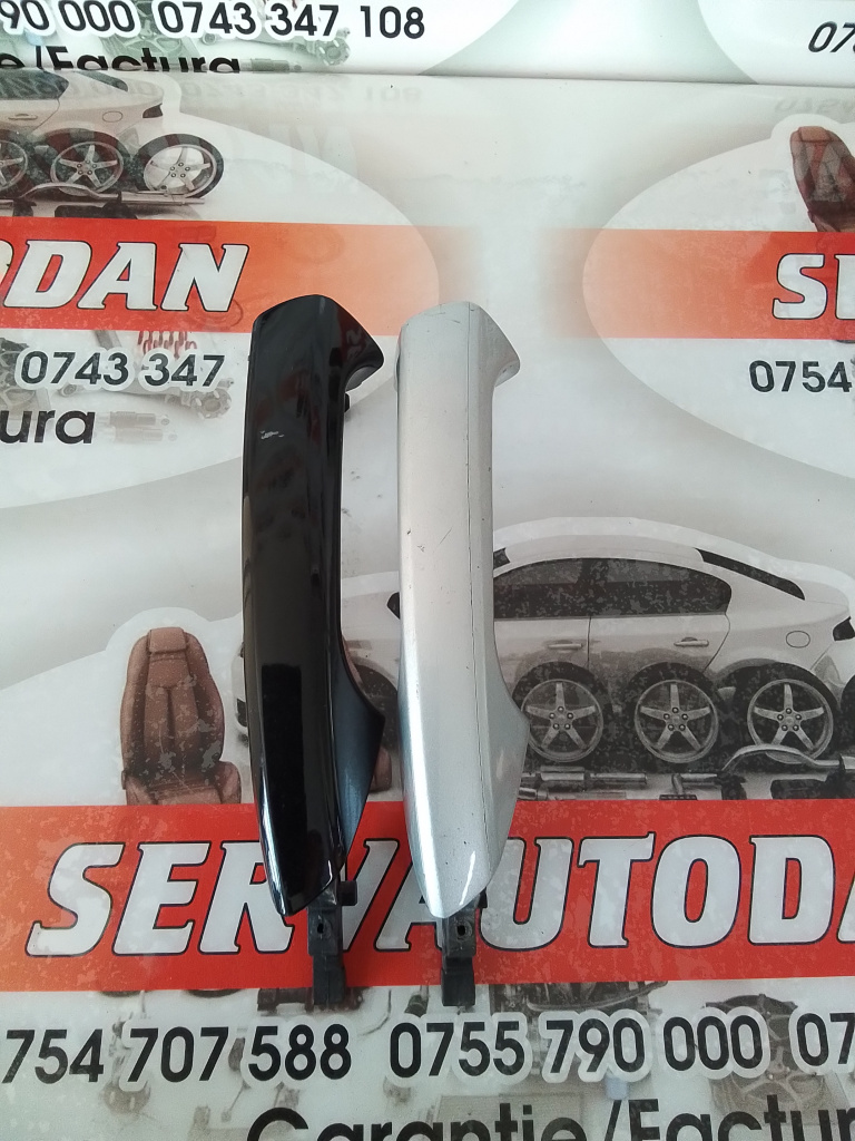 Maner usa fata dreapta Mercedes-Benz E-Class (2010->) [A207] 2.2 Motorina 2012, A2047600270
