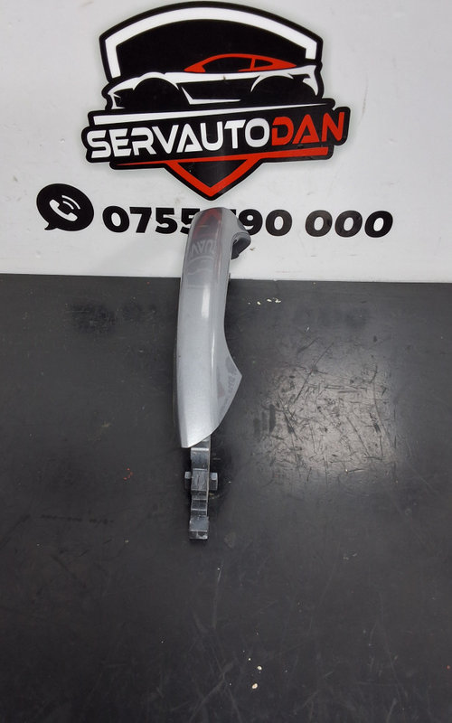 Maner usa fata dreapta Mercedes-Benz GL (2013-2019) [x166] 3.0 Motorina 2013, A2047600270