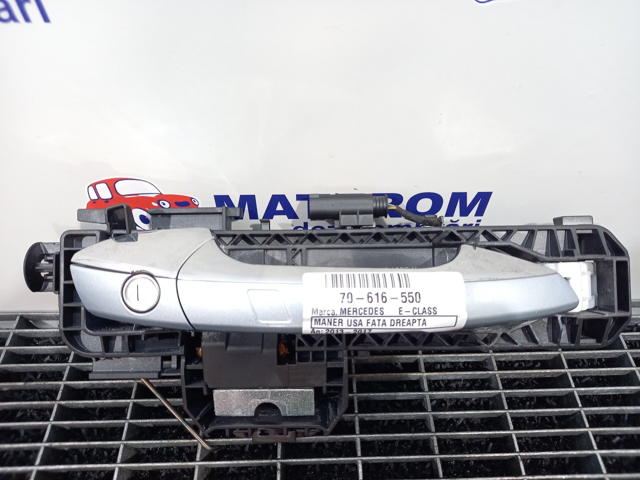 MANER USA FATA DREAPTA MERCEDES E-CLASS 