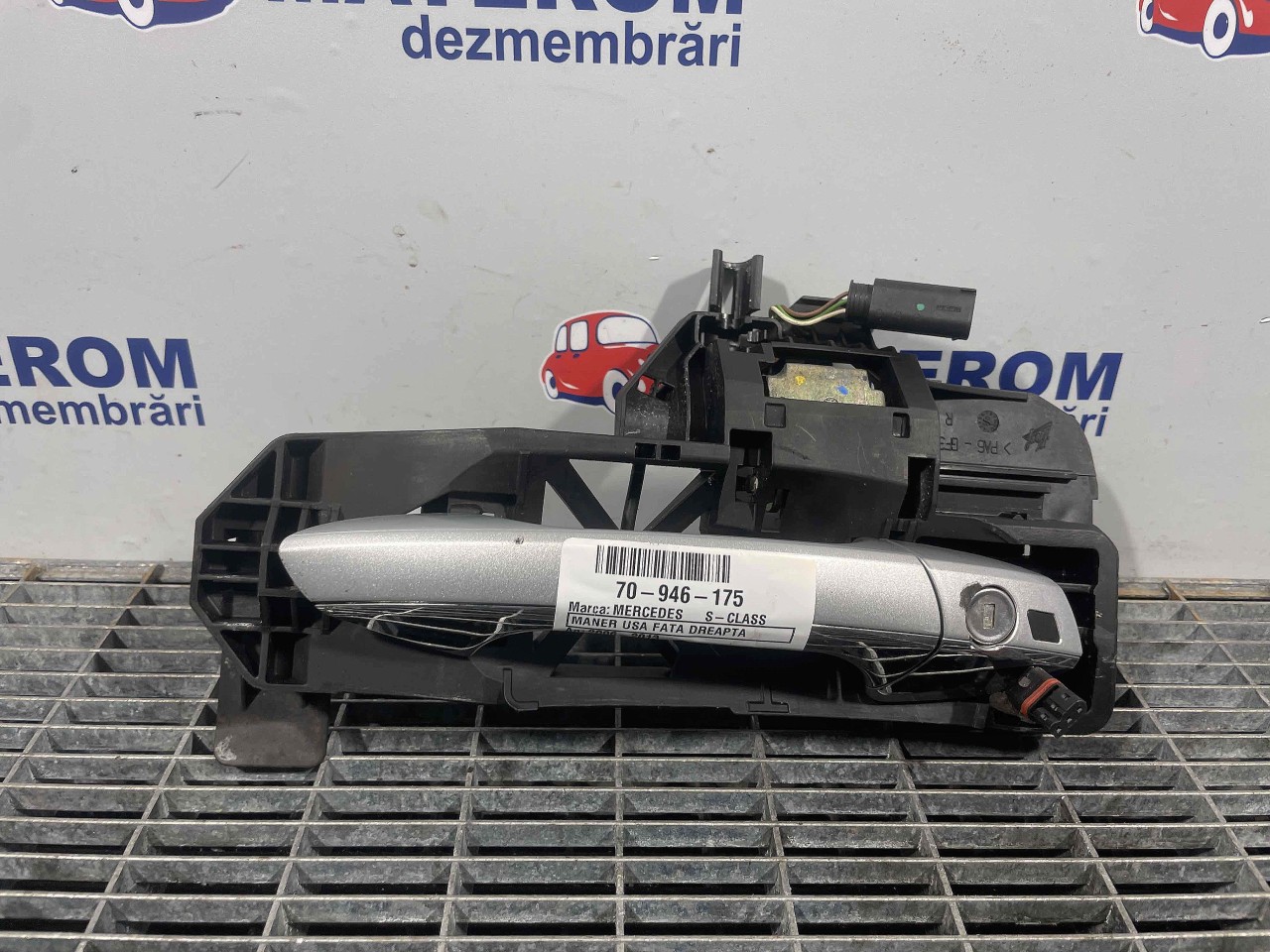 MANER USA FATA DREAPTA MERCEDES S-CLASS - - (2006 2013)