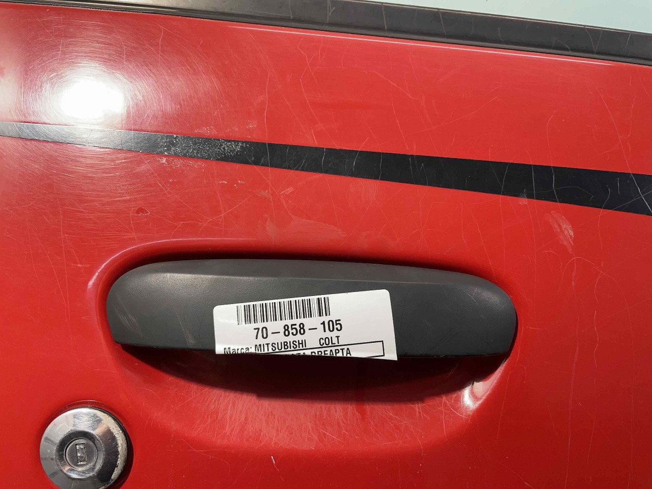 MANER USA FATA DREAPTA MITSUBISHI COLT -