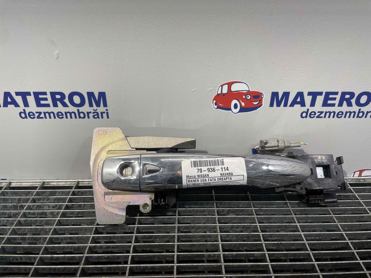 MANER USA FATA DREAPTA NISSAN NAVARA NAVARA - - (2015 2019)
