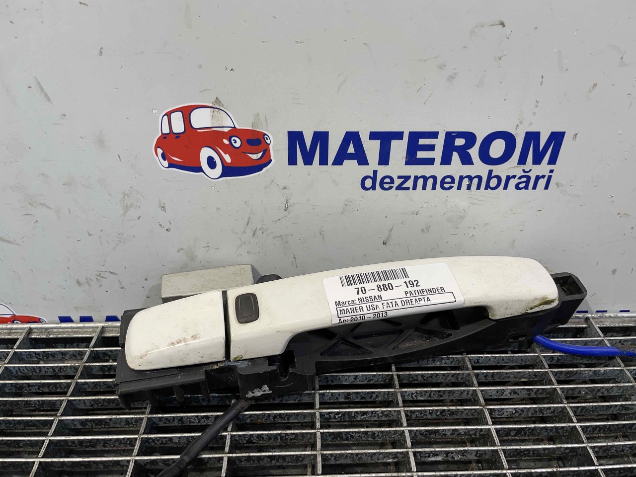 MANER USA FATA DREAPTA NISSAN PATHFINDER PATHFINDER - - (2010 2013)