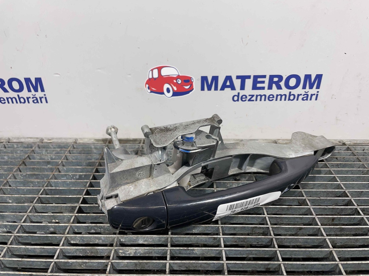 MANER USA FATA DREAPTA PEUGEOT 208 208 - - (2015 2019)