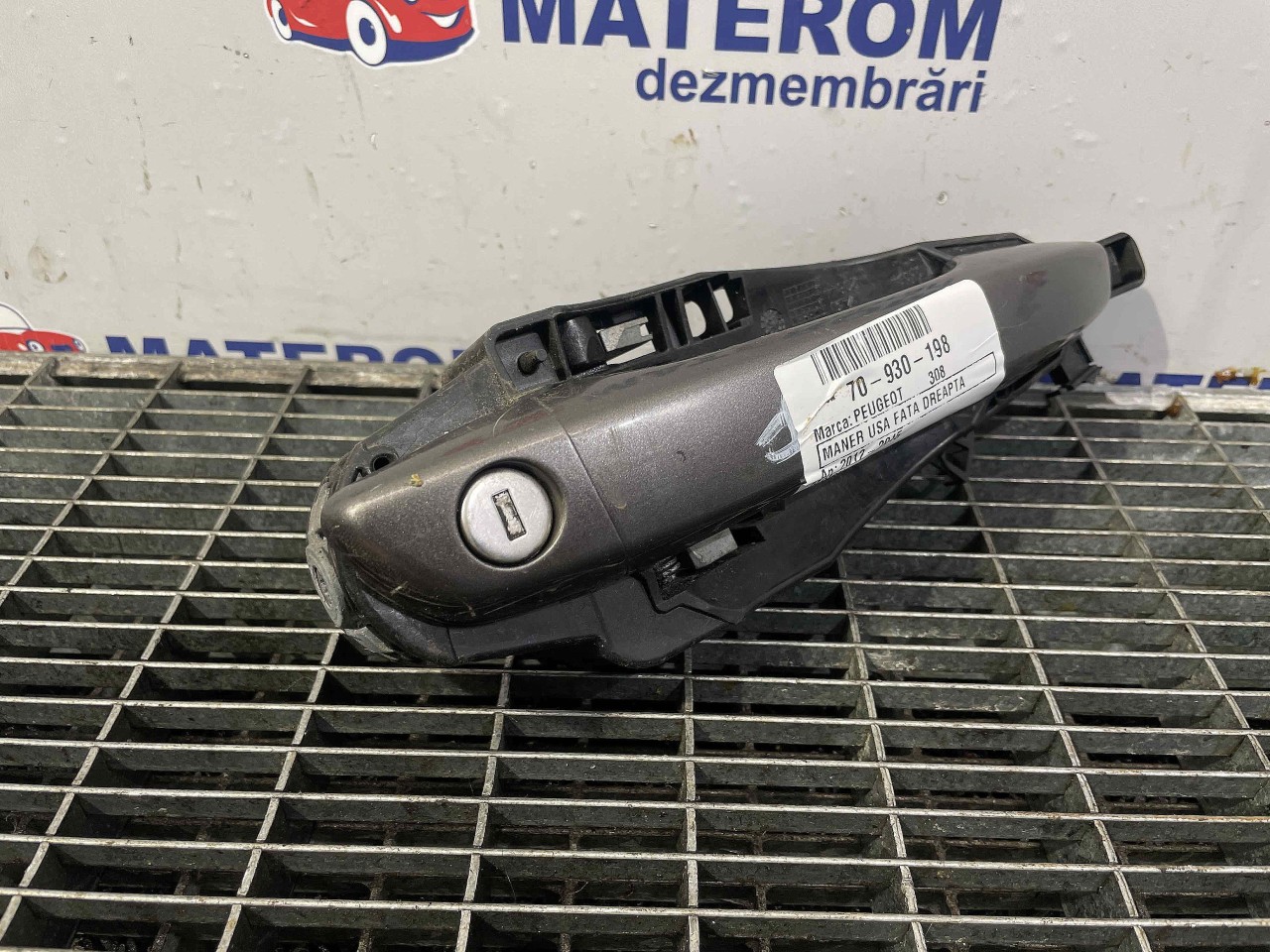 MANER USA FATA DREAPTA PEUGEOT 308 308 - - (2013 2018)