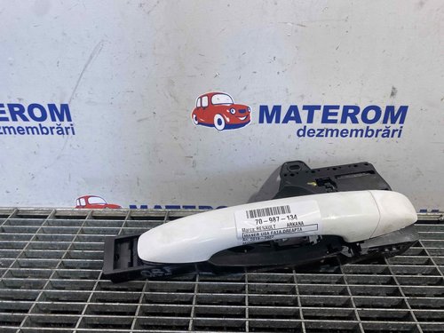 MANER USA FATA DREAPTA RENAULT ARKANA - - (2019 2022)