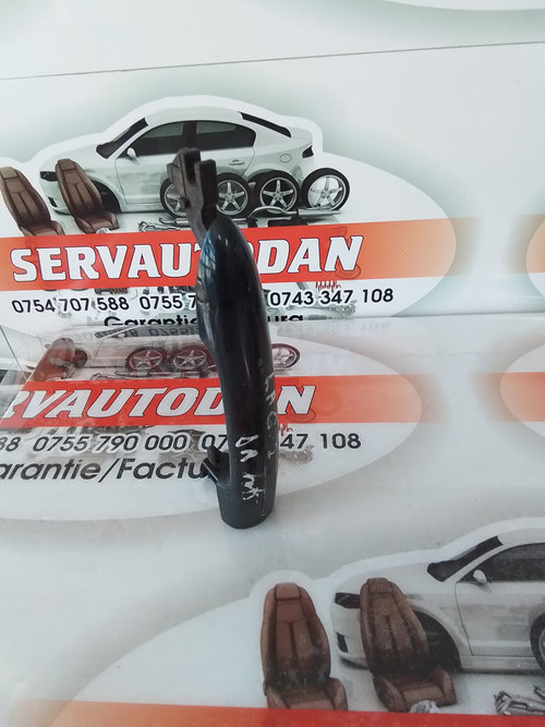 Maner usa fata dreapta Renault Laguna 2 (2002-2007) 1.9 Motorina 2003, 8200028783